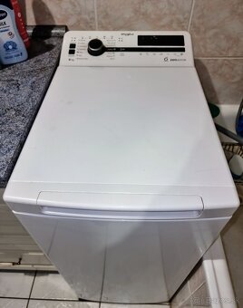 Whirpool zvrchu plnitelná práčka na 6kg - 2