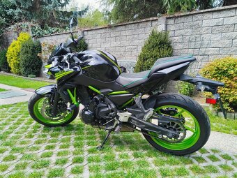 KAWASAKI Z650 - 2