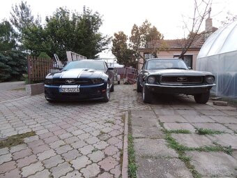 Ford mustang 2011 V6 predné LED svetlomety a kryty na svetlá - 2