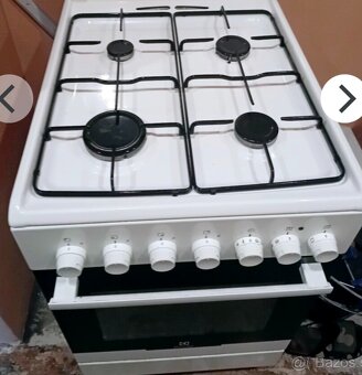 Plynový sporák elektr rúra Elektrolux - 2