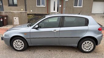 Alfa Romeo 147 - 2