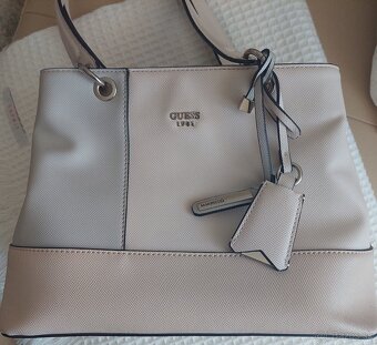 Predám kabelku GUESS - 2