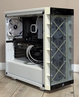 Predám herný PC- RTX 2070 Super , i5 , RGB ,  AiO - 2