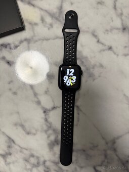 Apple Watch Series 7 45mm Nike - 2