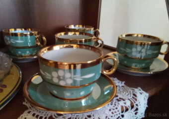Porcelánové Šálky s Podšálkami - Dvory - 2