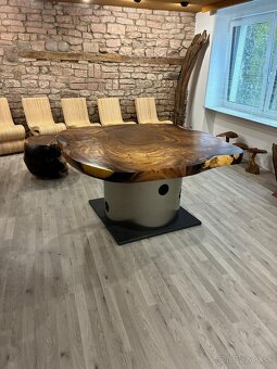 Jedálenský stôl - 2