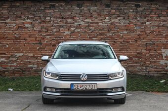 Volkswagen Passat Variant 2.0 TDI Highline DSG - 2