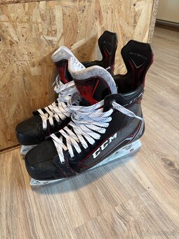 Hokejove Korčule CCM - 2