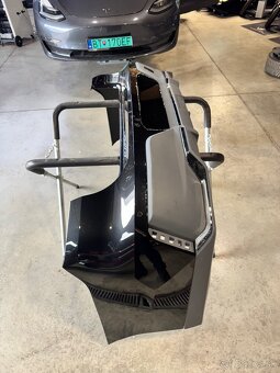 BMW 7 G70 zadny naraznik - 2