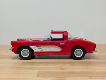 LEGO Icons 10321 Corvette - 2