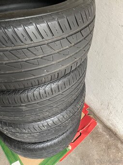 prodam letni pneu 215/55r17 - 2