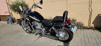 Suzuki Intruder 800 - 2