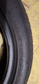 Predám gumy R15 195x45 - 2