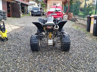 Yamaha raptor 660r - 2