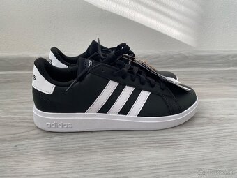 Adidas 39 1/3( nové) - 2