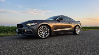 PRENÁJOM Ford Mustang 5.0 - 2