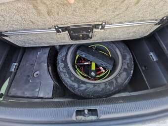 Predám VW passat B6 r.v. 2005 Treba dat otlakovat hlavu - 2