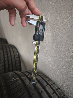 Nexen N'Fera SU1 215/55 R17 - 2