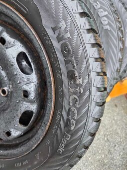 Zimné pneumatiky 165/70 R14 + disky - 2