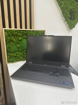 Lenovo LOQ 15 IAX 9 - 2