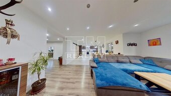 Rodinný dom a pozemok 800m2- Martinček - 2