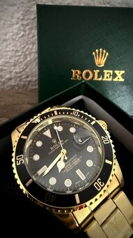 • Hodinky Rolex Submariner zlaté • - 2