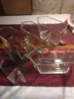 Nádoby starožitné sklo - 2