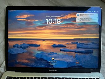 Macbook Air 13, 13,3 palca, i3, 8GB Ram, 256GB - 2