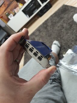 Radeon PRO WX 4100 - 2