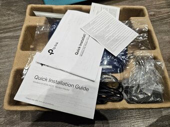 TP Link wifi router 25e - 2