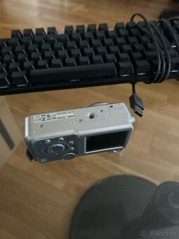 Digitálny foťák Canon PowerShot A460 - 2