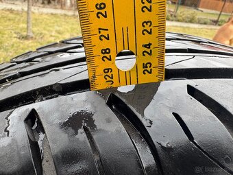 Hyundai disky 215/60 R16 - 2