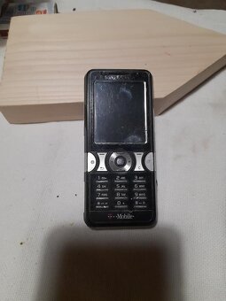 ovládače,káble,fotoaparát,rádio - 2
