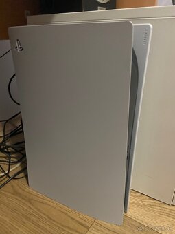 Predám PS5 - 2
