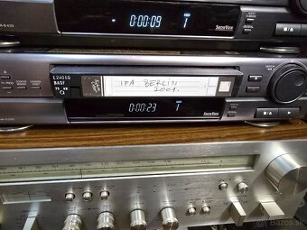 JVC videorekordéry HR-E439, HR-E239 - 2