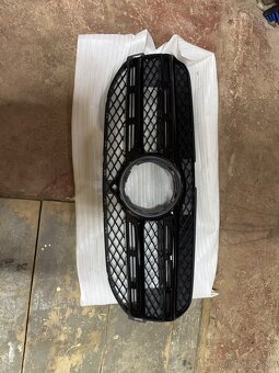 Predna maska Mercedes GLS 400 D 2022 - 2