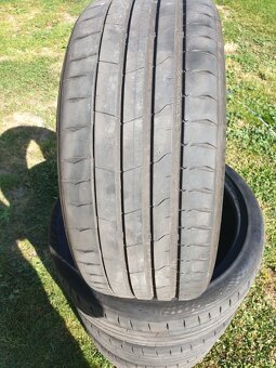 Predam letne gumy 225/40 r18 Continental SportContact 7 - 2