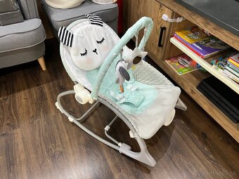 Detské hojdacie kresielko s vibráciami Ricokids - 2