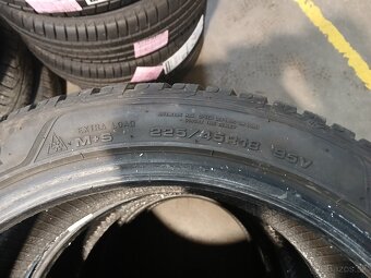 225/45r18 - 2