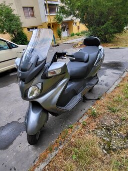 Suzuki Burgman 650 Executive - 2