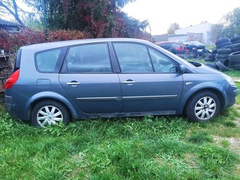 Renault Scénic Grand tour 1,5 dci 78 kW - 2