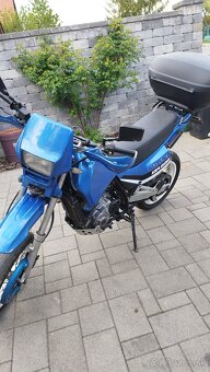 Predám Suzuki 650 dr - 2