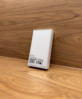 iPhone XR 64GB Black - nerozbalený, nový - 2