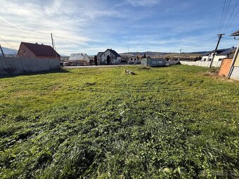 Rodinný dom s priestranným pozemkom 1561 m² – Zubrohlava - 2