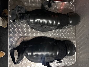 Holené chrániče Hokejbal - 2