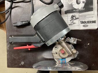 Kotúčová rezačka Rasor D86P - 2