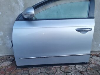 Passat B6 ľavé predné dvere - 2