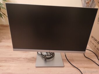 HP E243 (23,8", Full HD, biznis séria). - 2