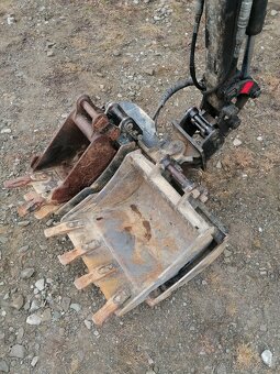 Minibager volvo ec15b - 2