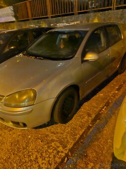 Predam Golf 5, 1,4 Fsi na diely, benzin - 2